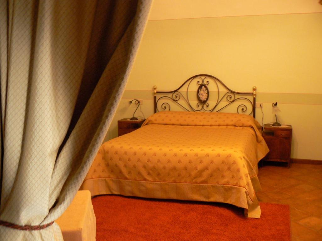 Residence Il Palazzo Санто-Стефано-ді-Сессаніо Номер фото